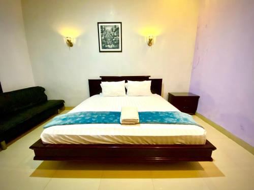 Serafinna Guest House Room Type - Family Suite