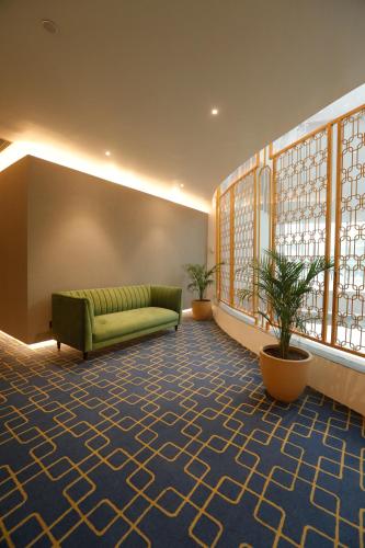Facilities, SAPPHIRE SUITES BY ARIF CASTLES near Shah Najaf Imambara