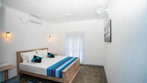 Blissful House Two Bedroom Apartment Thalpe Beach - image 2