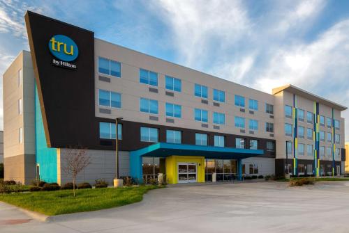. Tru By Hilton Anderson