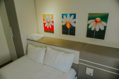 1 twin bed