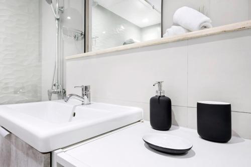 Luxury 2BR Apartment Near JBR Beach with Pool and Gym Access, Dubaï (photo 7)