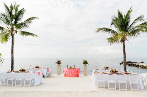 ล็อบบี้, Courtyard by Marriott Faro Blanco Resort in มาราธอน (FL)