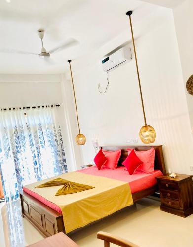 One-Bedroom Apartment image 5