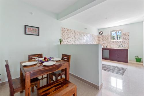 Kitchen, BVK Mount Home in Lovedale