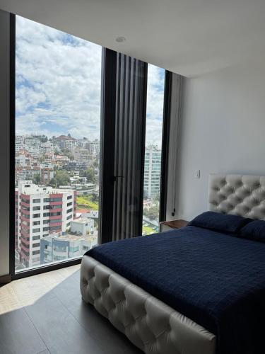 Modern studio, beautiful view, great location