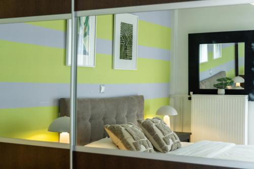 Apartment for 6-Nea Smirni - image 4