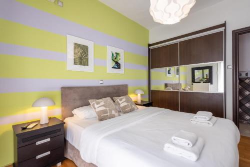 Apartment for 6-Nea Smirni - image 8