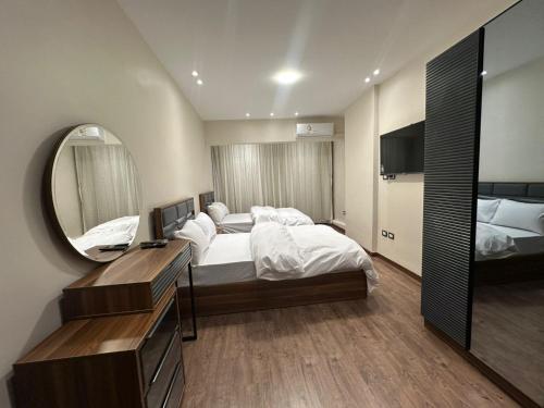 Apartment 121 nile view