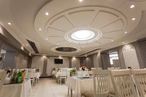 Restaurant, Diyor Hotel in Margilan