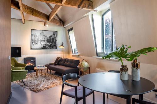 V Lofts - image 14
