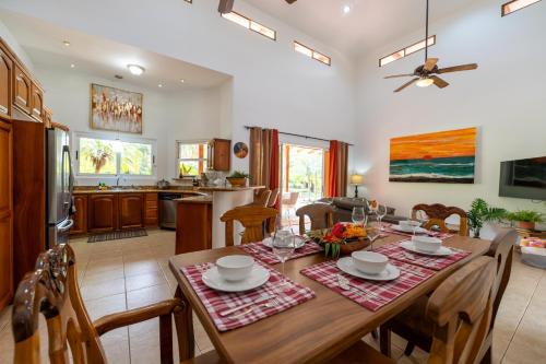 A szálláshely kívülről, Casa Tropical, Spacious 3 Bedroom Home in Brasilito