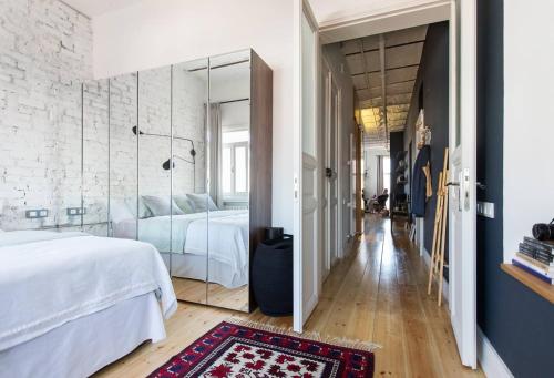 Bright Cool Central 1Bed1Bath Stylish Home! #376 - image 3
