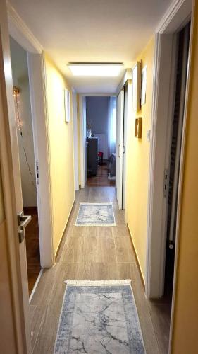 Acropolis View Apartment - image 4