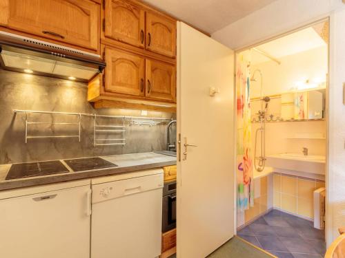 Appartement 6 pers, vue montagne, ski aux pieds, WIFI, animaux admis, Plagne Soleil - FR-1-351-3 Appartement 6 pers, vue montagne, ski aux pieds, WIFI, animaux admis, Plagne Soleil - FR-1-351-3