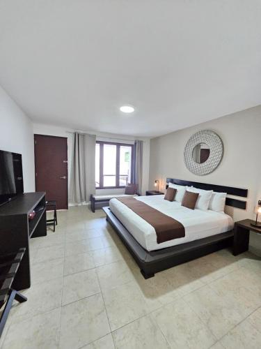 room detail thumbnail 0