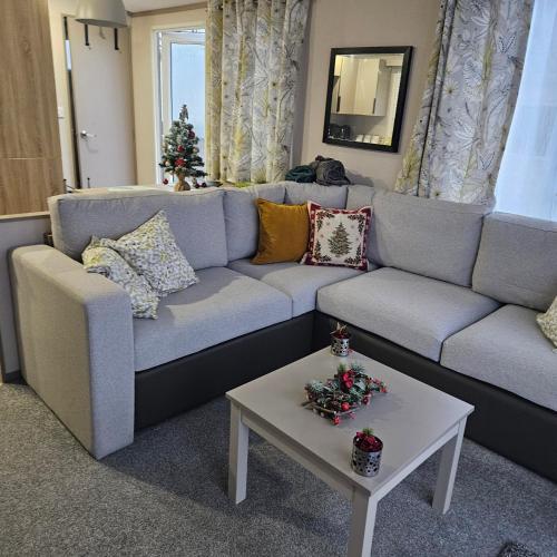 Escape in Carnforth Lodge - Sleeps 6, Carnforth (photo 7)