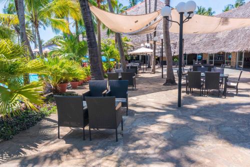 Bahari Beach Hotel in Mombasa