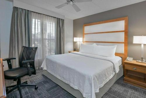 Homewood Suites Phoenix-Metro Center - image 10