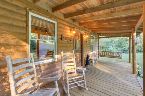 Pet-Friendly Cosby Log Cabin with Backyard and Porch! in Cosby, USA