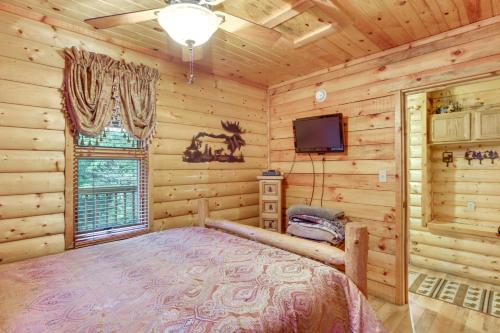 Pet-Friendly Cosby Log Cabin with Backyard and Porch! - image 14