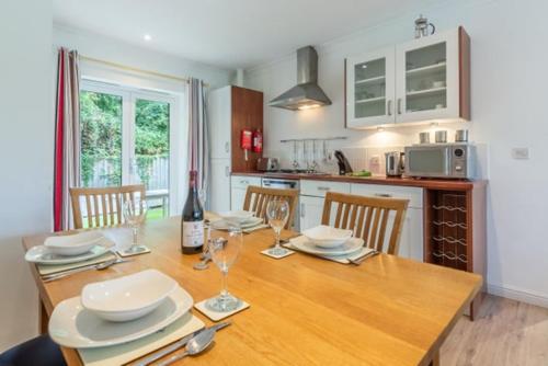 kök, Cape A2 Westbay Club, a 2 bedroom cottage, Isle of Wight in Freshwater North