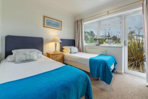 Cape A2 Westbay Club, a 2 bedroom cottage, Isle of Wight in Freshwater North