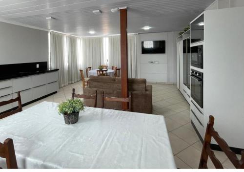 Ilha Forte Praia Hotel in ฟลอเรียนโนโปลิส