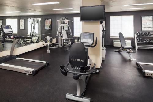 Best Western Tucson Int'l Airport Hotel & Suites - image 7