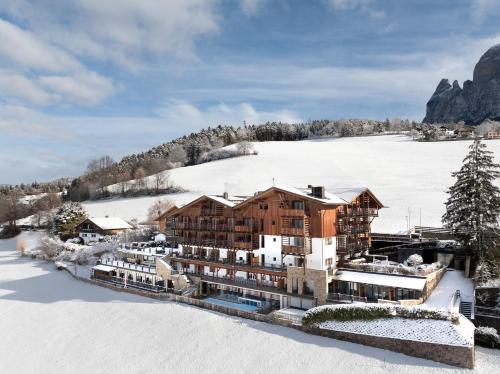 Hotel Emmy - five elements Hotel de charme Umes