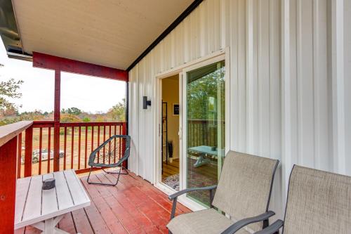 Hike & Explore: 60-Acre Outdoor Retreat in Tyler!, Tyler