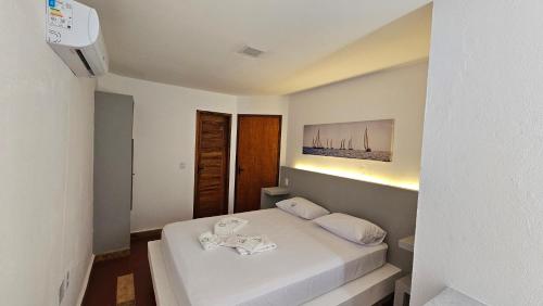 2 bedrooms, 3 beds