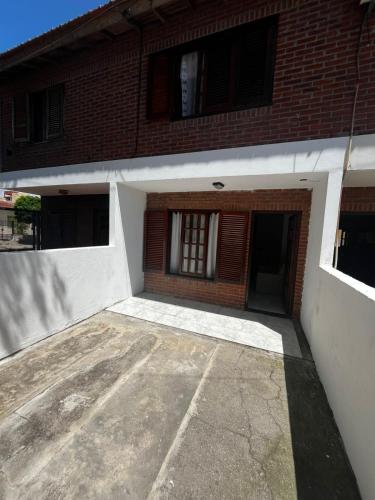 duplex calle 5, Santa Teresita