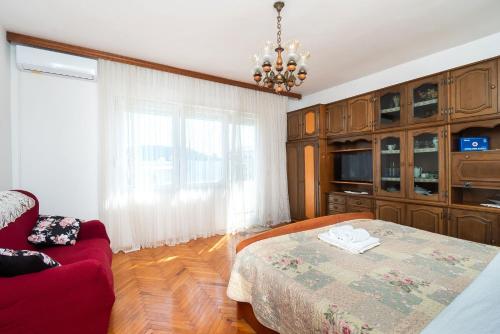 Apartment Luketa - image 6