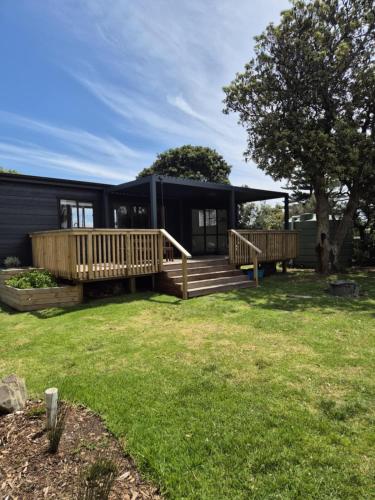 Funky west coast escape in Lake Puketi