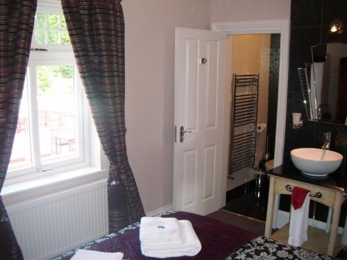 room detail thumbnail 0