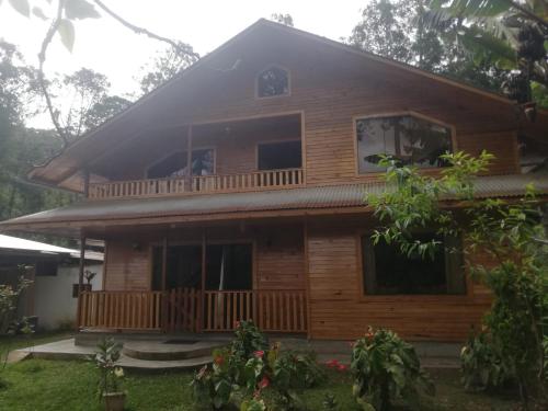 HOSPEDAJE CAMPOS ELÌSEOS (HOSPEDAJE CAMPOS ELISEOS) in Oxapampa