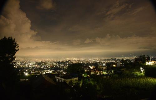 View, Beautiful house and garden in Kirtipur