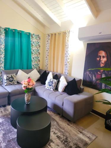 The Surada Bay 2 bedrooms in Old Harbour