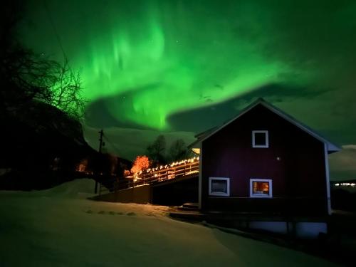 Leirvåg (Leirvag) in Durmalsskardet