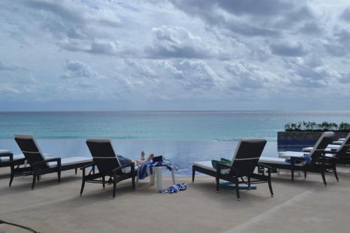 Ocean View Condo Cancun