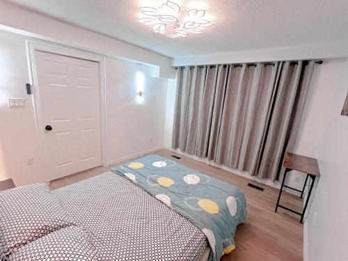Private Room Near Airport D10 in Mississauga (ON)