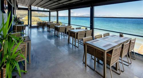 餐廳, Artan Suites Tatil Evleri in 庫薩達斯海濱