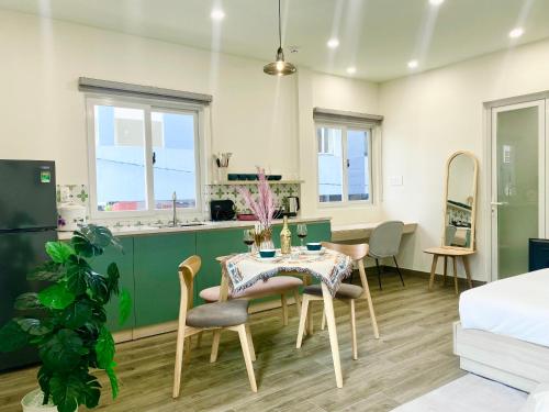 Yu Stay lovely and cozy home in center D1 - 주방