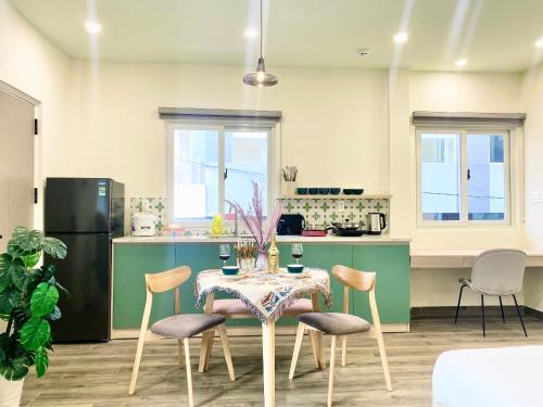 Yu Stay lovely and cozy home in center D1 - 주방