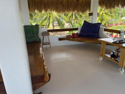 Villa Prana North Siargao Room 3 in Burgos