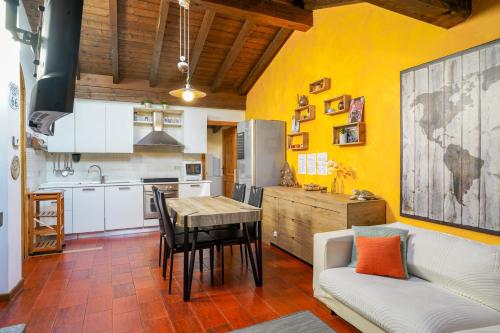 köök, La Corte Antica in Cassina Valsassina