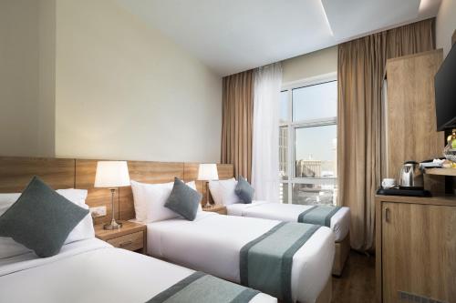Worth Elite Hotel Room Type - Triple Room