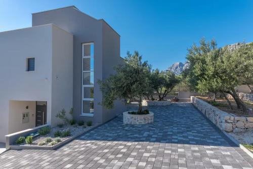 Villa image 6