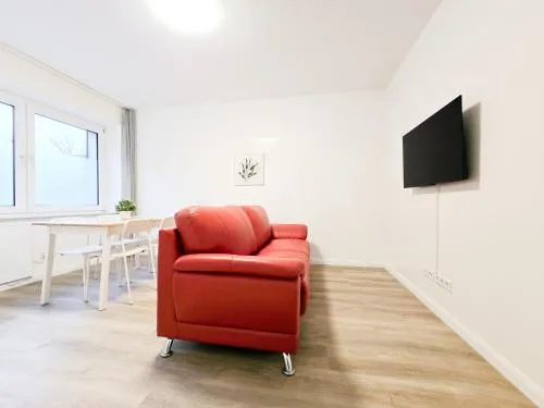Tolstov Apartments - 1 Schlafzimmer - Wohnzimmer - 25 min Messe DUS in Duisburg, Deutschland